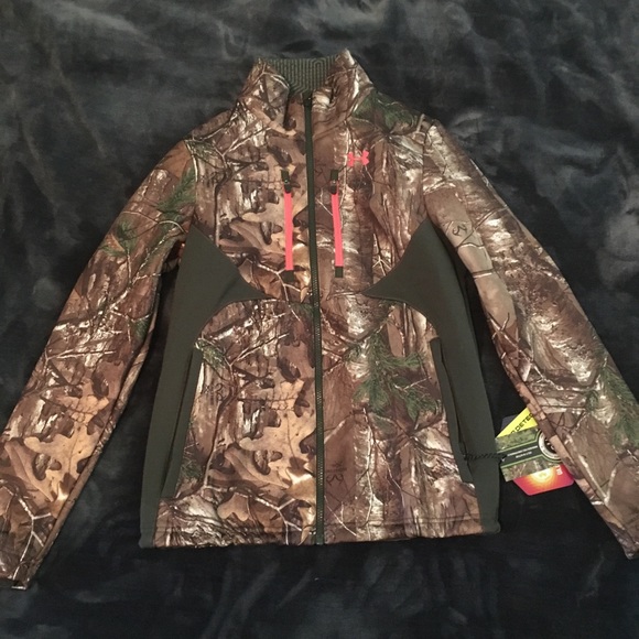 Realtree Jackets & Blazers - RealTree Under Armour Camouflage Jacket